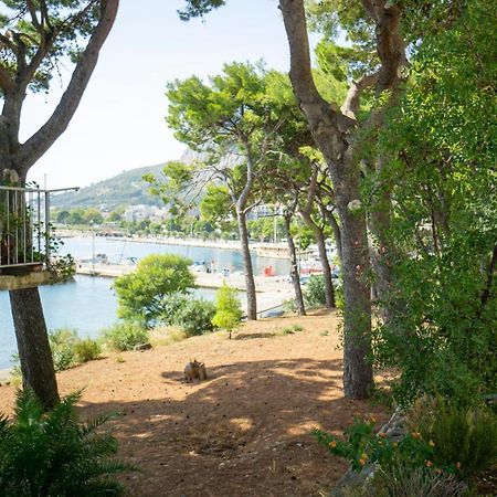 Pirates' Bay Apartment - Omiš Esterno foto