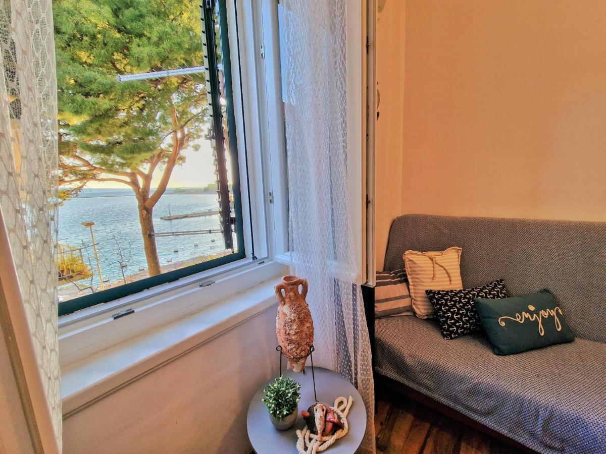 Pirates' Bay Apartment - Omiš Esterno foto