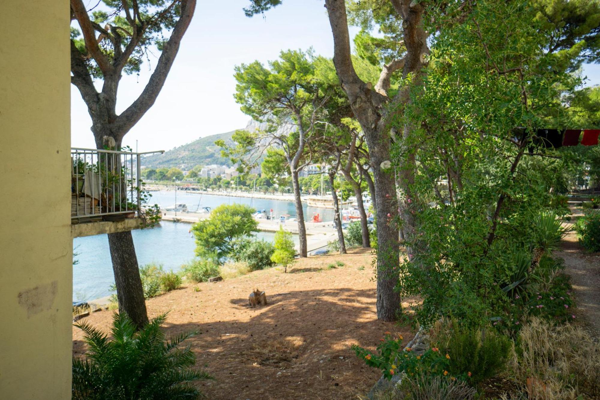 Pirates' Bay Apartment - Omiš Esterno foto