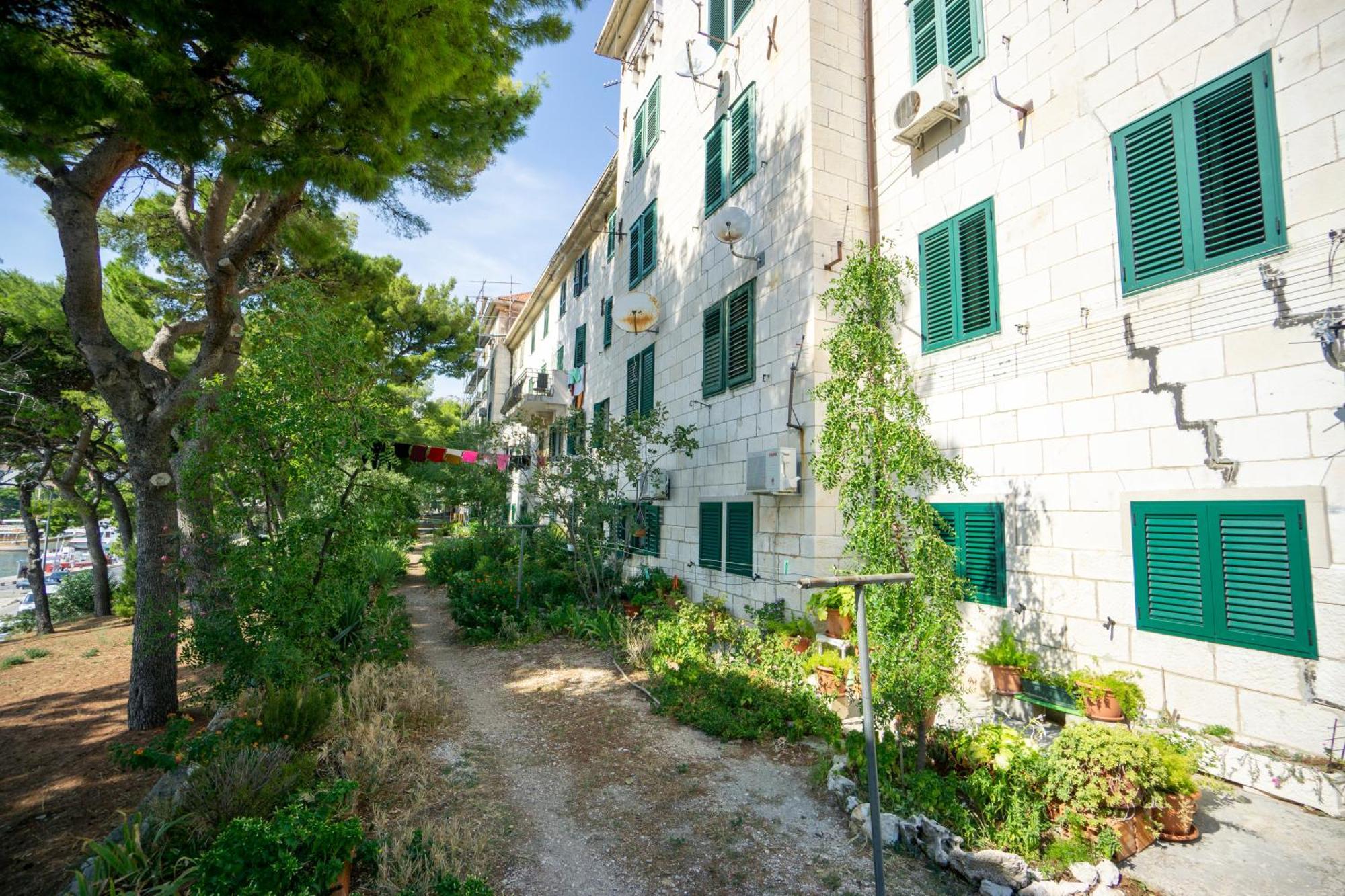 Pirates' Bay Apartment - Omiš Esterno foto
